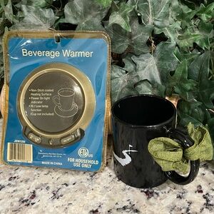 NEW~Black w White Golfers Mug  and Beverage Warmer Set Giftable Set Brand New